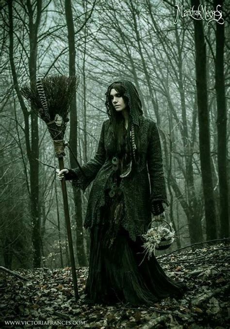 Victorian pagan witches